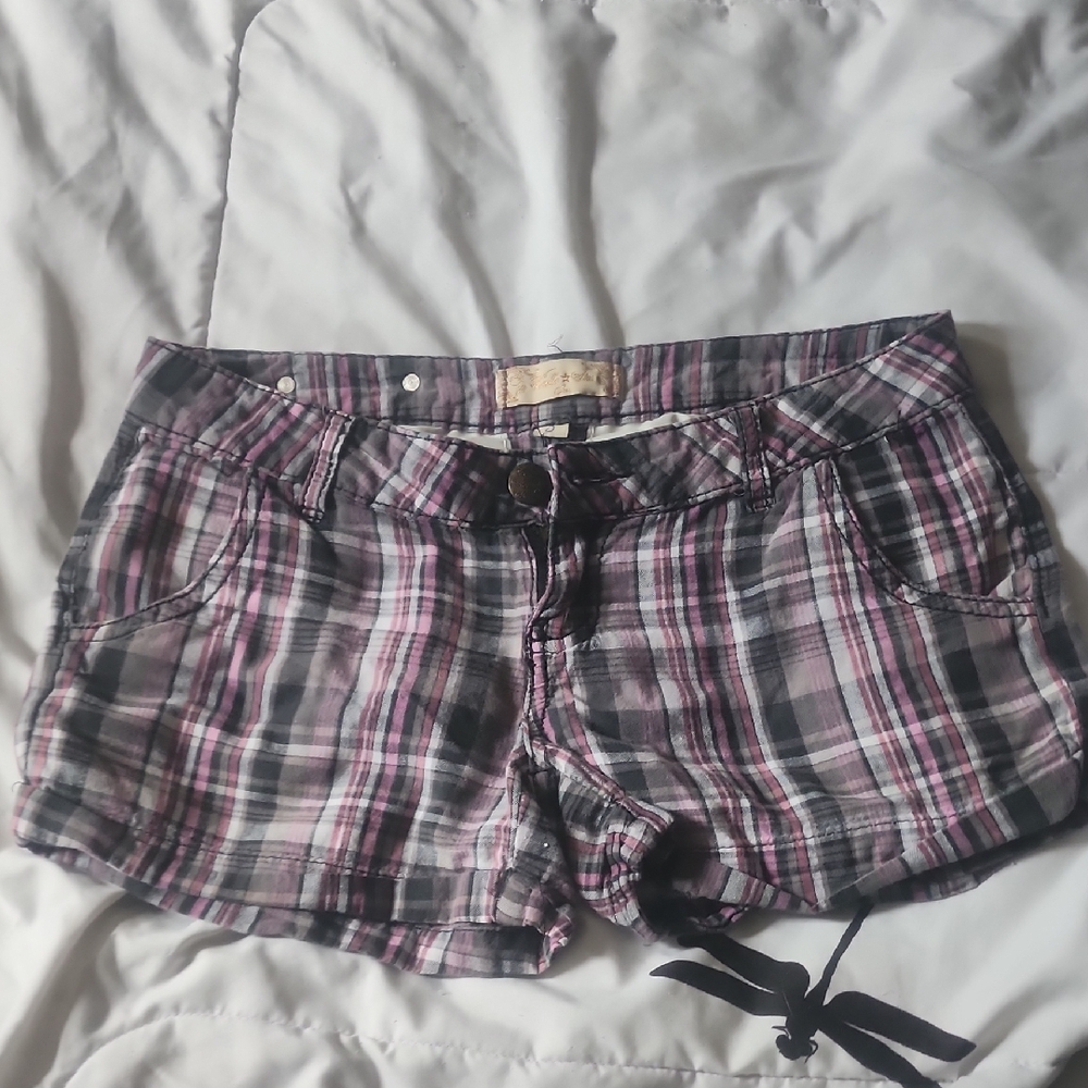 Vanilla Star Pink and Black Jean Shorts
